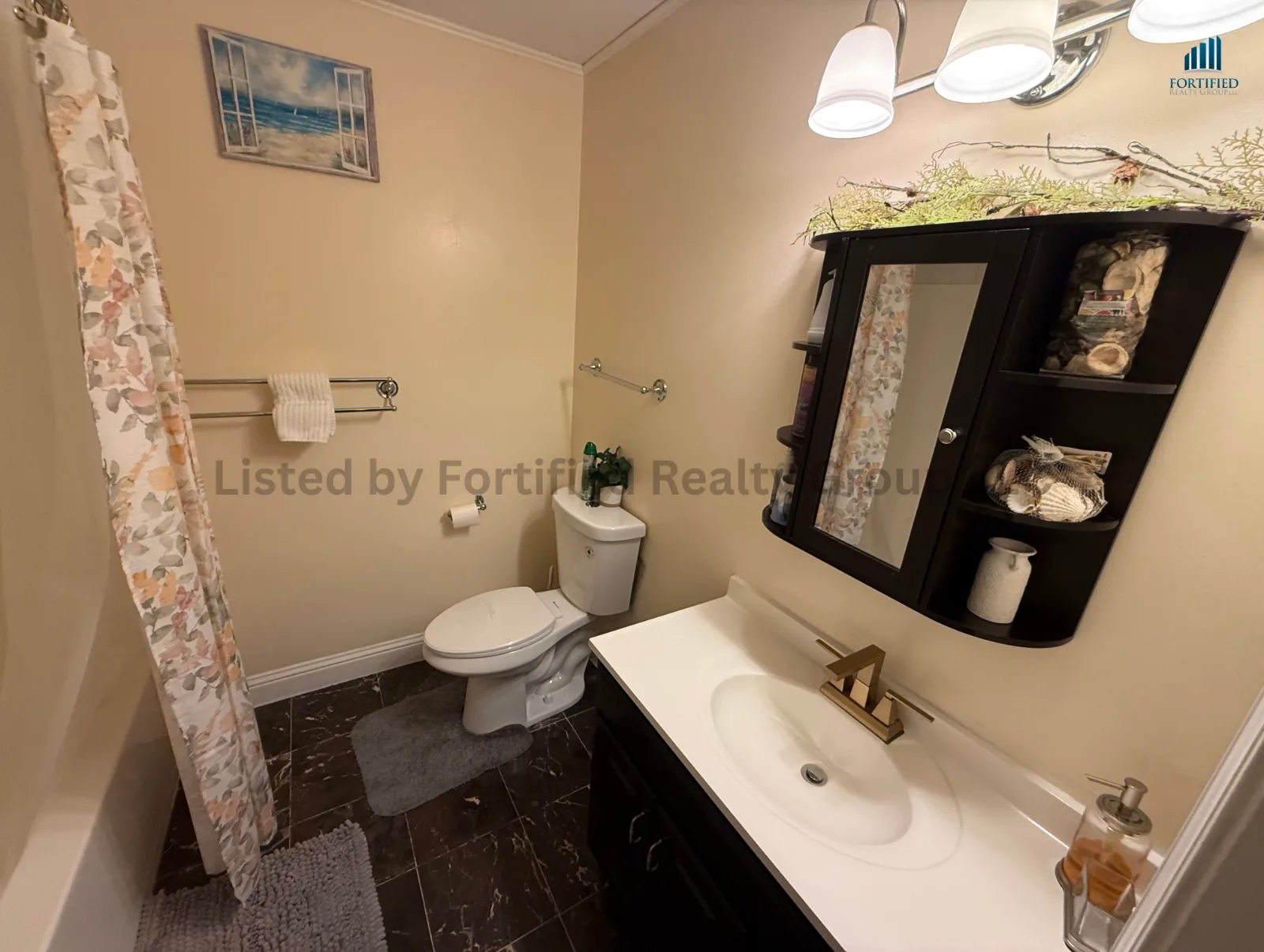 Bathroom — 1556 North Main St #11, Fall River MA