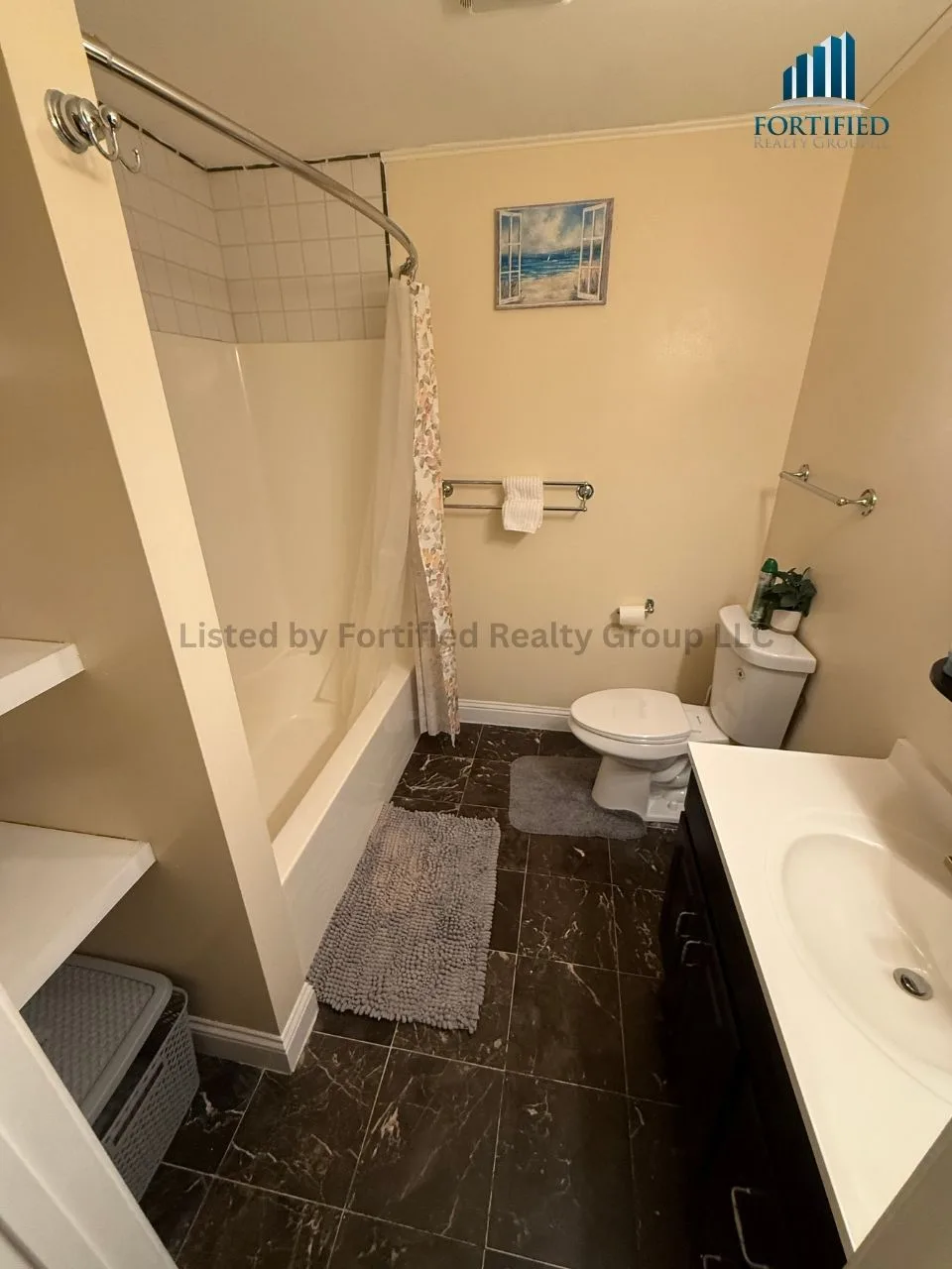 Bathroom — 1556 North Main St #11, Fall River MA