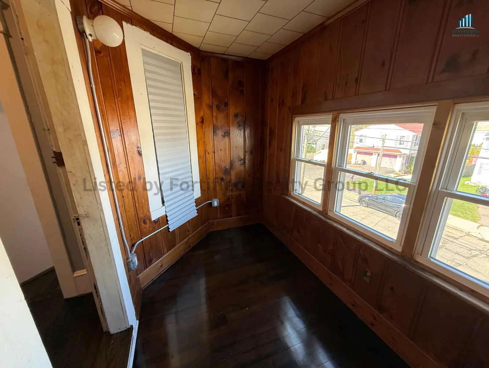 Sunroom — 170 King St #2, Fall River MA