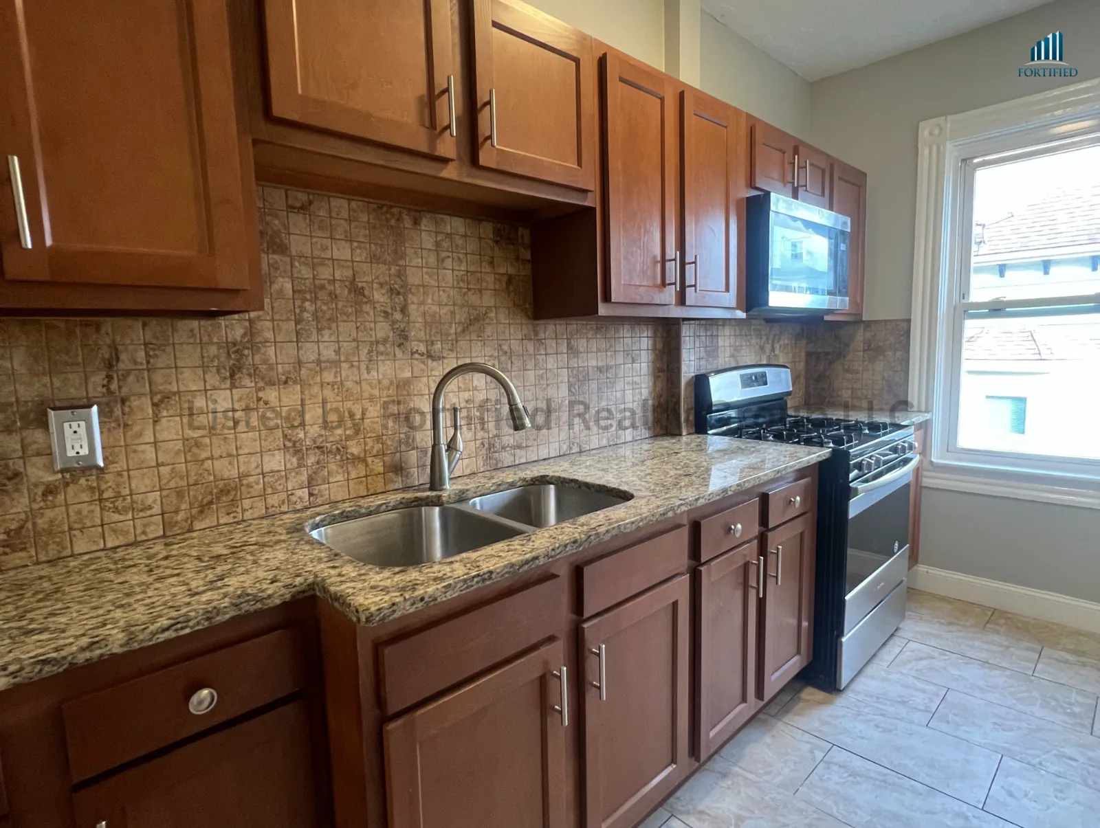 Kitchen — 265 Middle St #2, Fall River MA
