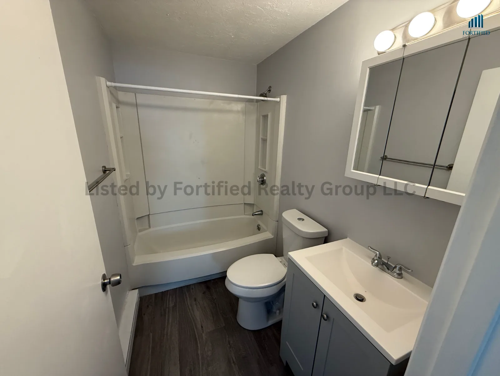 Bathroom — 280 Dover St #Apt 5, Fall River MA