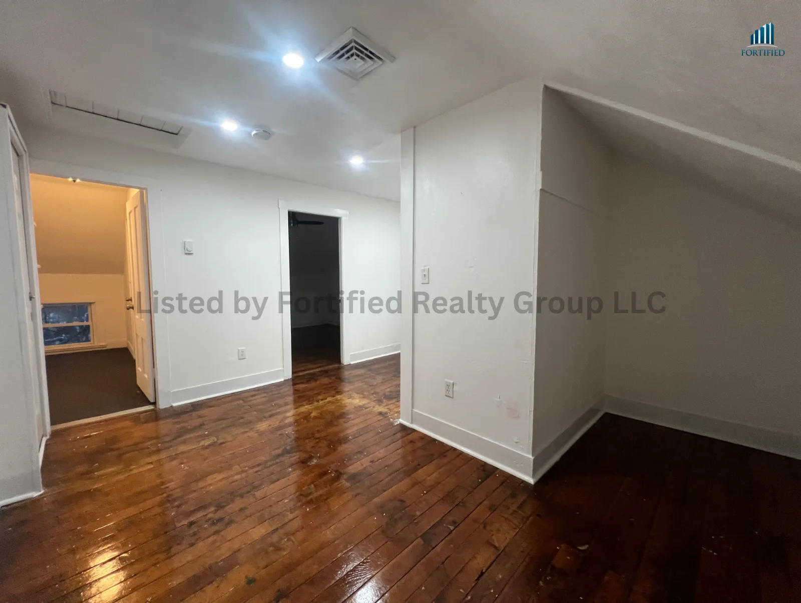 Living room — 42 Kilburn St #Unit 2S, Fall River MA