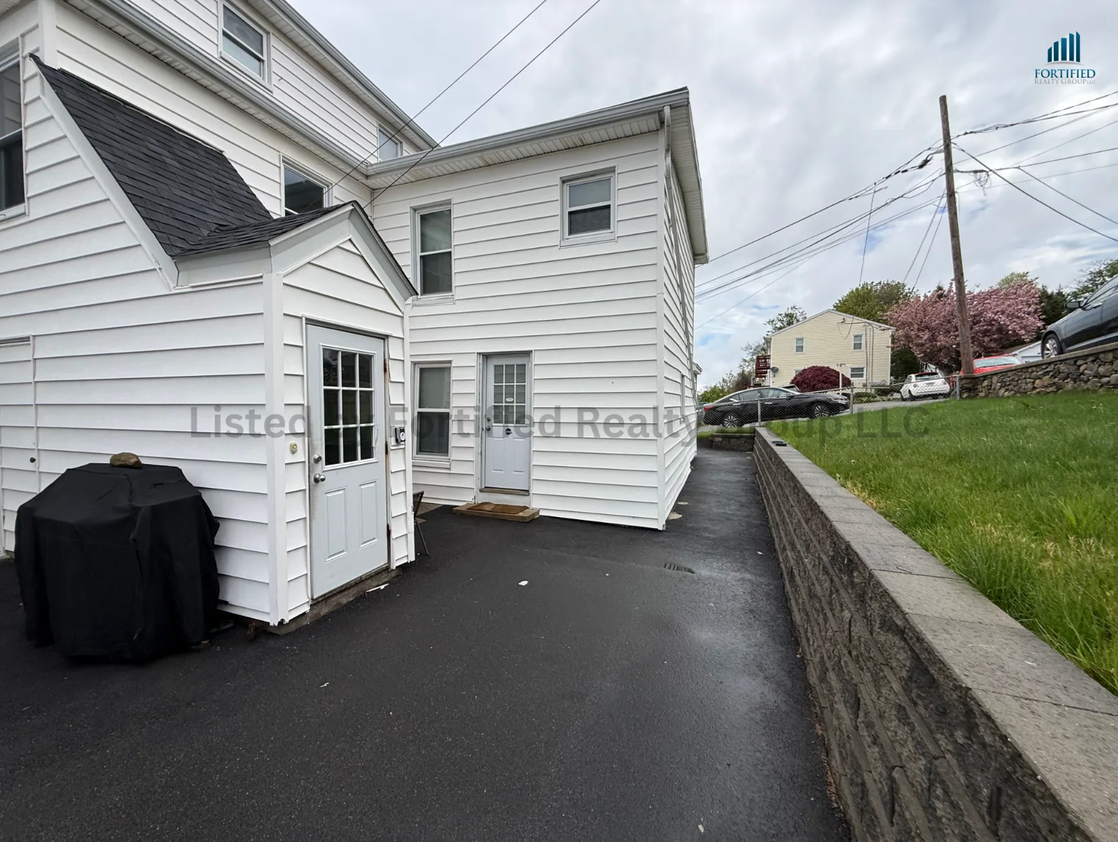 Exterior — 795 N Underwood St #1N, Fall River MA