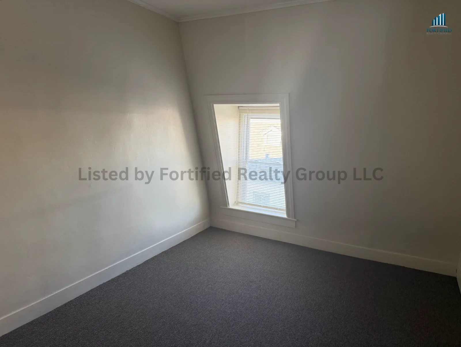 Living room — 825 Plymouth Ave #3, Fall River MA